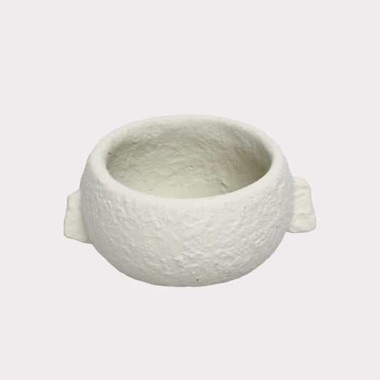 潮州市潮安区枫溪镇唯创家居 Handcrafted Cement Double-Eared Vessel | White