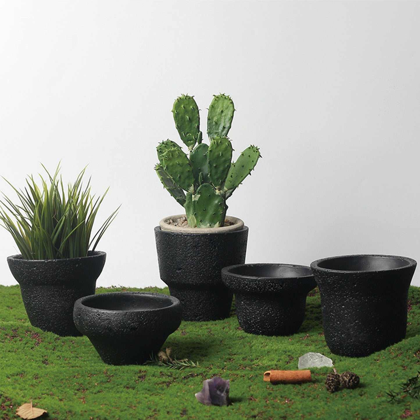 Beanie Hat Style Cement Plant Pot | Black