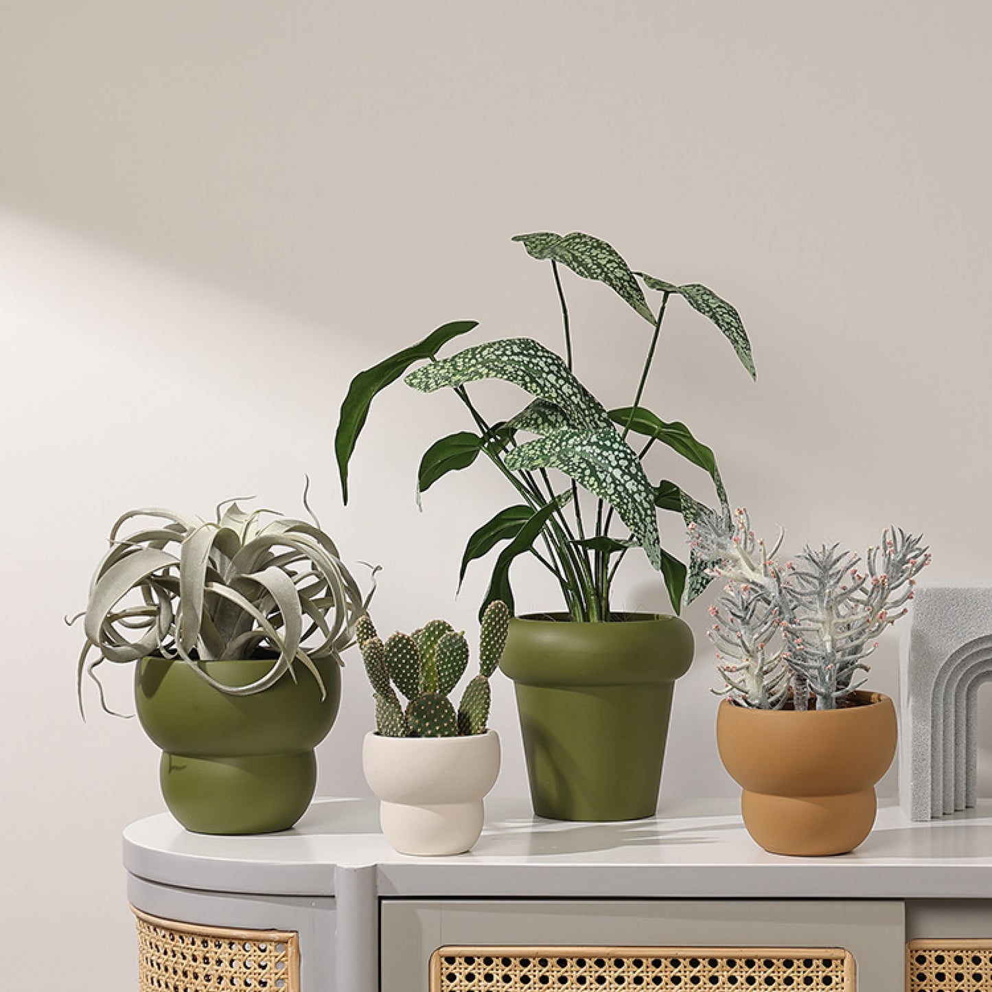 Ceramic Donut Plant Pot | Caramel (Large)